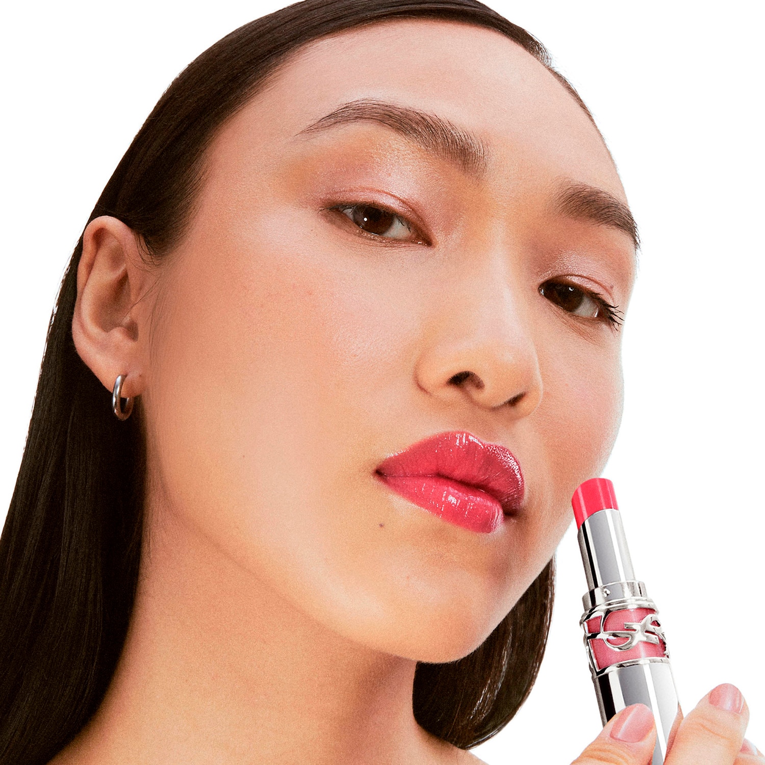 LOVESHINE EL NUEVO LABIAL DE ALTO BRILLO (LABIAL EN BARRA CON EFECTO BRILLOSO)